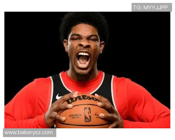 斯库特亨德森的篮球之路:从新星到未来的NBA巨星 斯库特亨德森的篮球之路:从新星到未来的NBA巨星